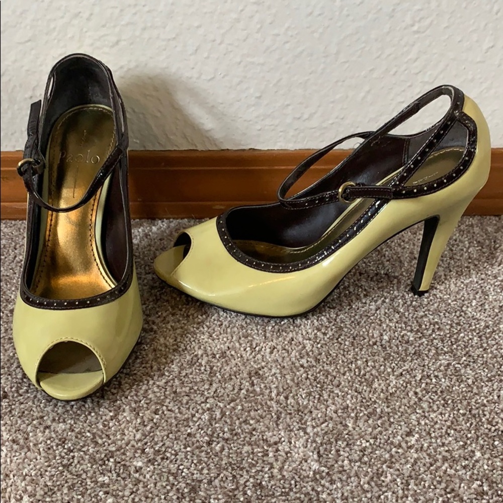 Open toed high heels